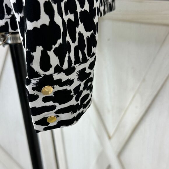 Calvin Klein Animal Print Button Front Shirt Blouse Black White XS - Picture 7 of 13